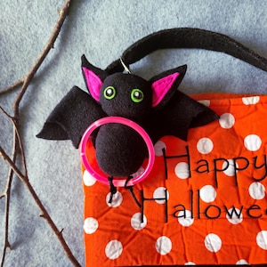 Halloween Bat Bag Charm, Cute Keychain for backpack