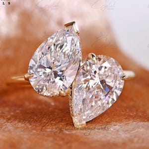 Pear Cut 2 Stone Toi Et Moi Ring 14K Yellow Gold Two Stone Engagement Ring Moissanite Solitaire Ring Anniversary Gift For Women Wedding Gift