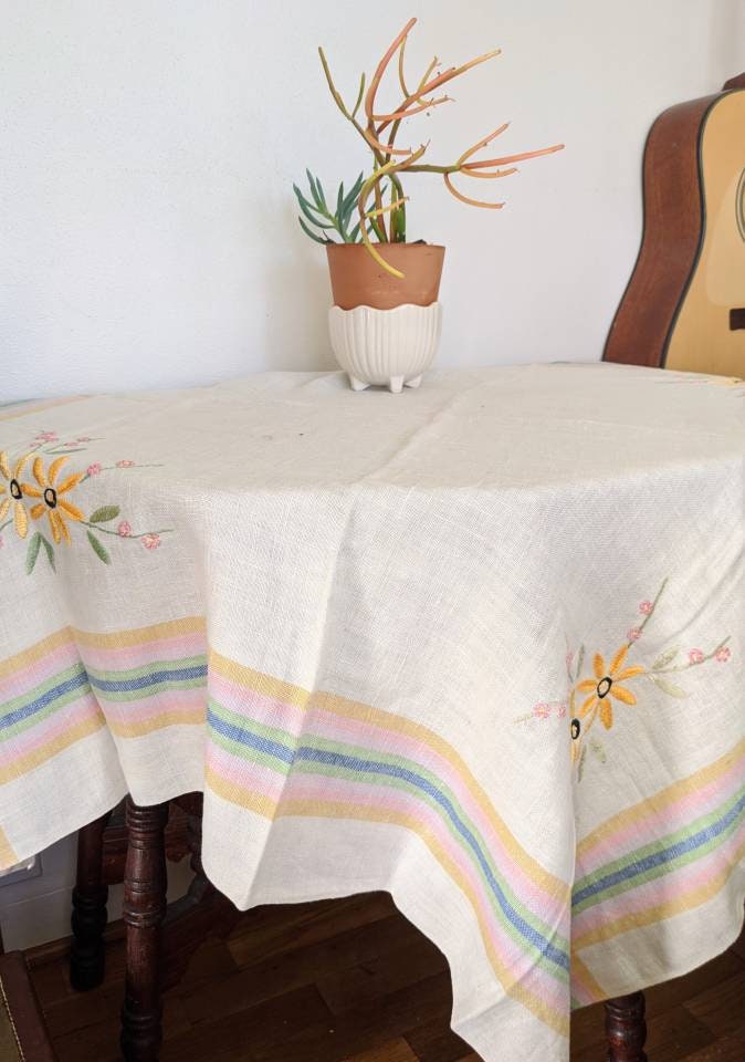 アメリカンビンテージ 花柄刺繍リネンテーブルクロス大判 il_fullxfull.2725204043_4ypz.jpg