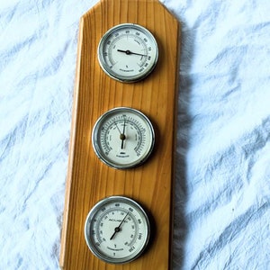 Weather Station solid wood base Acu-Rite 13 inch