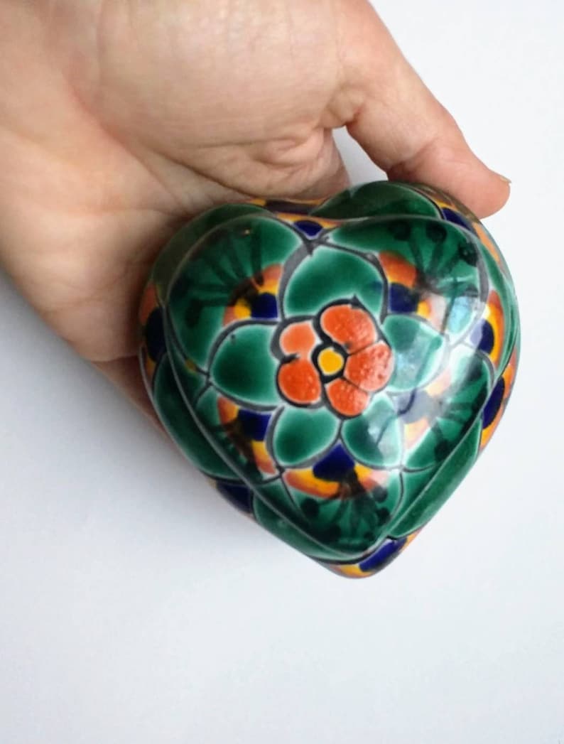 Heart shaped ceramic box Mexican bright hand painted folk craft green blue orange flowers rings treasures trinkets gift present ethnic decor