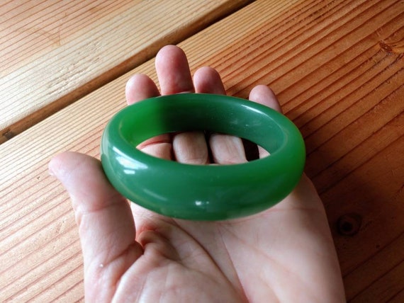 Faux jadeite bangle - image 4