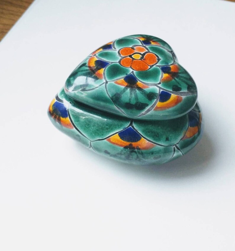 Heart shaped ceramic box Mexican bright hand painted folk craft green blue orange flowers rings treasures trinkets gift present ethnic decor