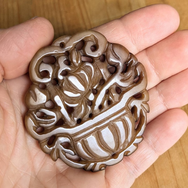 Carved heitian brown jade peony basket pendant natural undyed