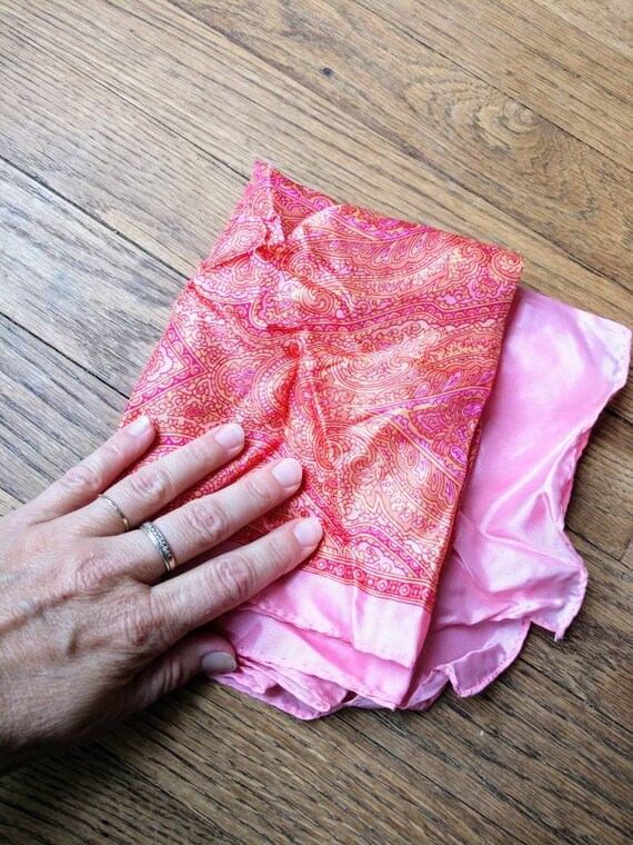 Pink orange paisley silky scarf vintage gypsy boh… - image 2