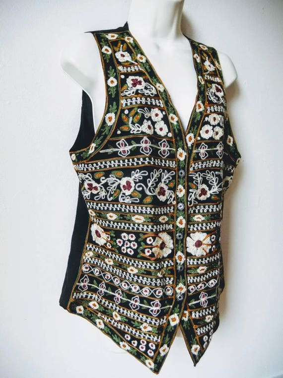 Cording Embroidery Vest - ecru - Mame Kurogouchi
