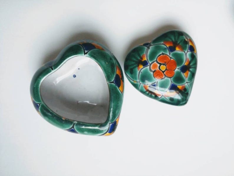 Heart shaped ceramic box Mexican bright hand painted folk craft green blue orange flowers rings treasures trinkets gift present ethnic decor