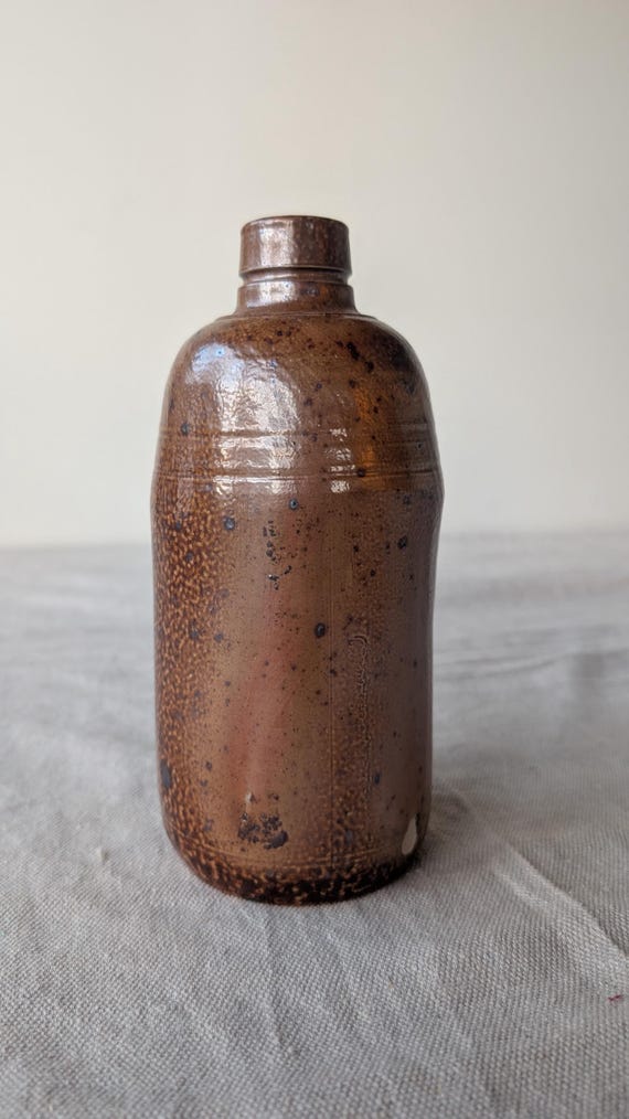 アンティークリキュールポット　陶器の酒瓶 1800～1900年代のヨーロッパの塩釉陶器酒瓶 - Etsy 日本