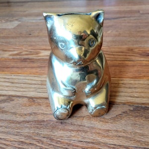 Solid brass gummy bear coin piggy bank cute eighties teddy golden collectible