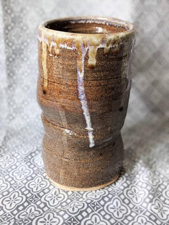 わびさびの花瓶 手作りスタジオ陶器 茶色 白 傾斜形状 - Etsy 日本