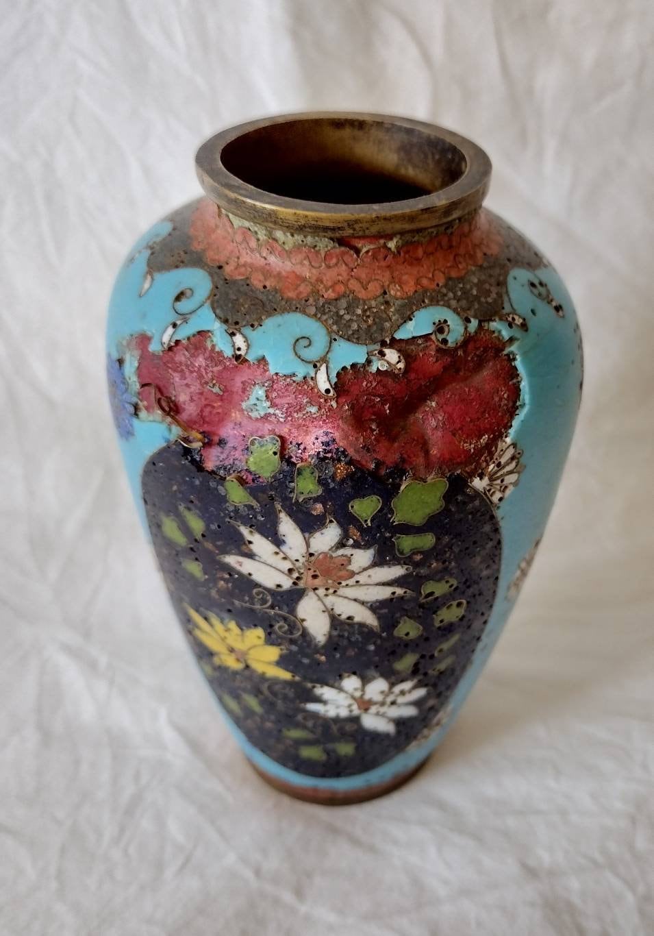Japanese Cloisonne Vase 19th Century As-is Butterfly and Flowers