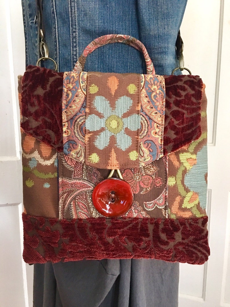 Crossbody and backpack in one