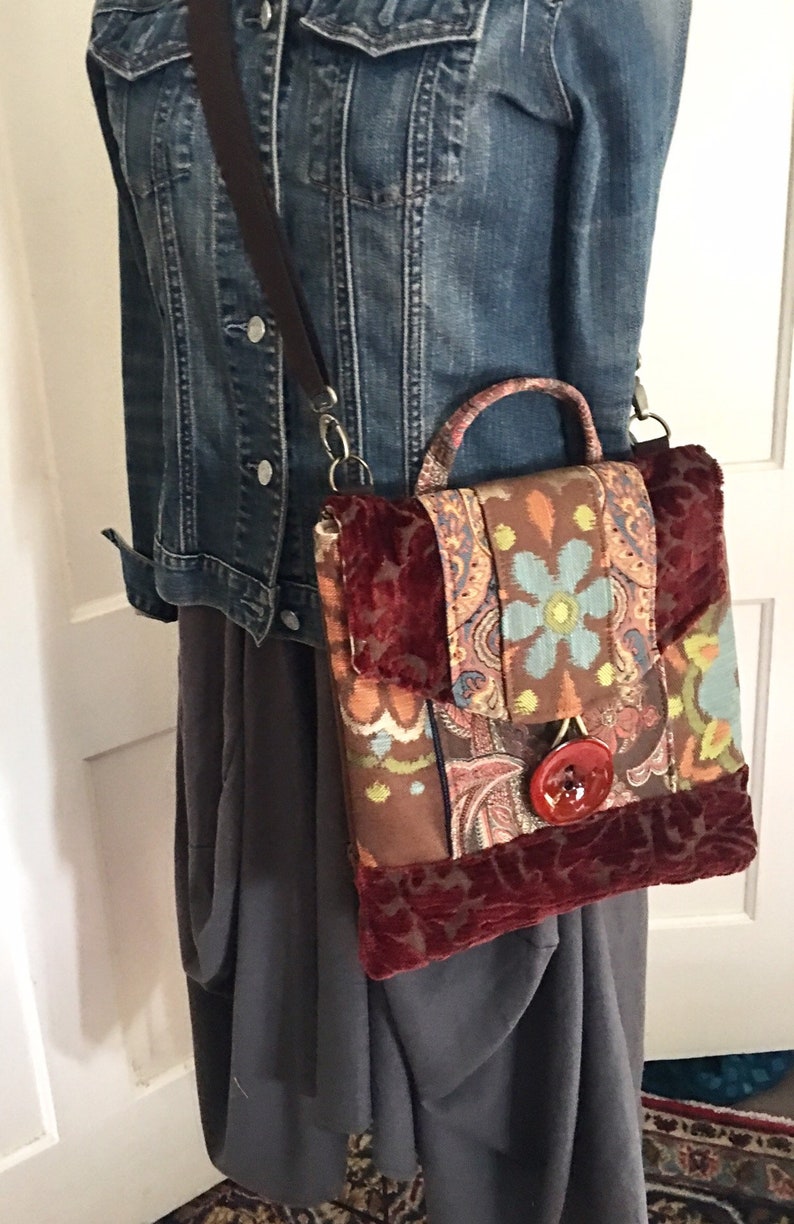 Crossbody and backpack in one