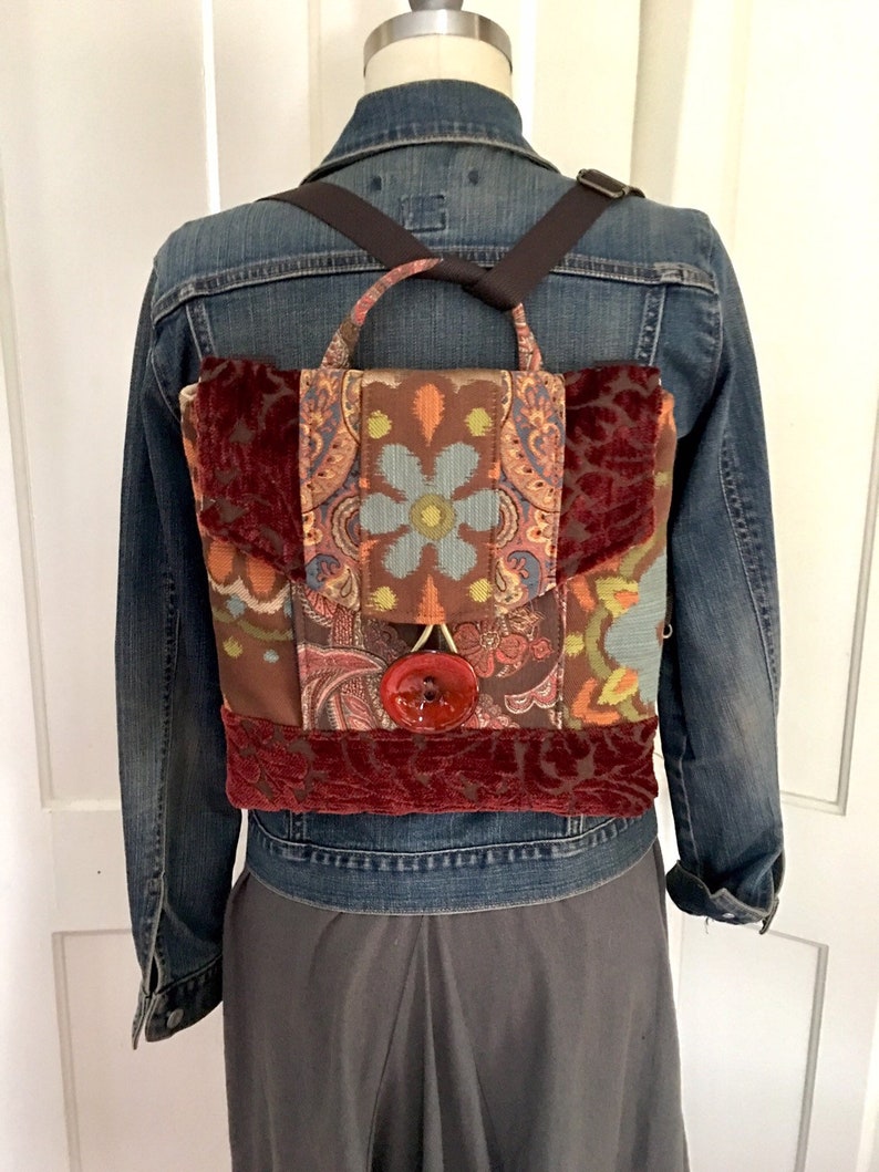 Crossbody and backpack in one