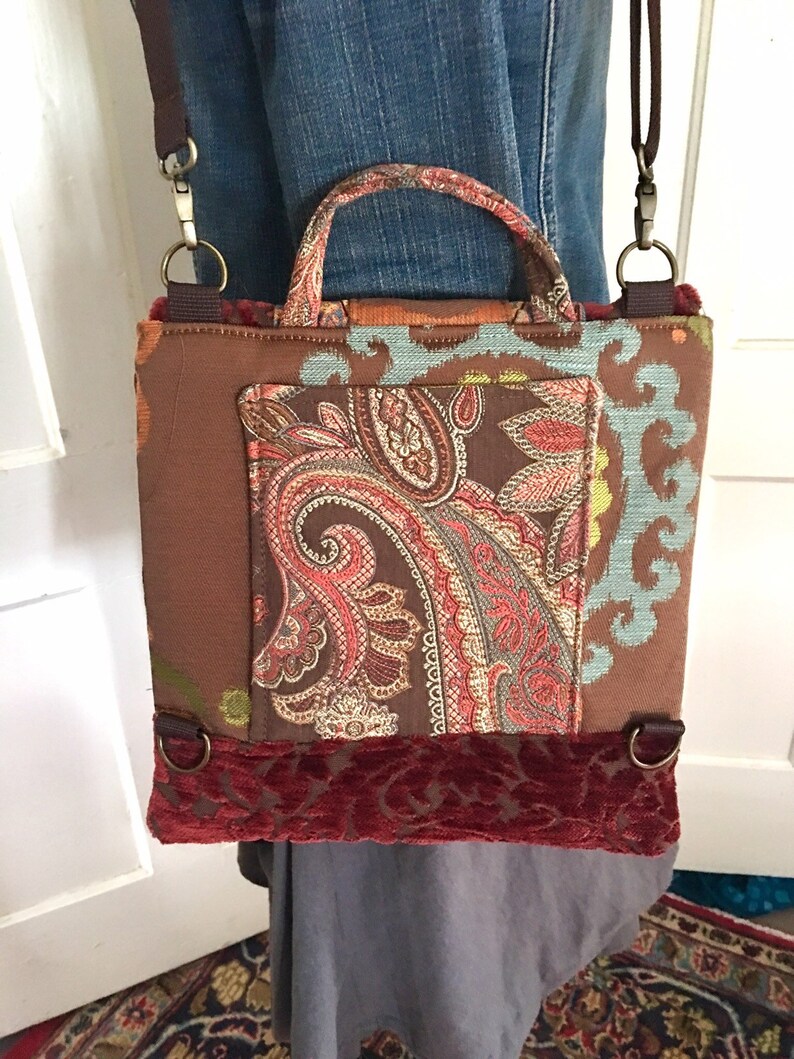 Crossbody and backpack in one
