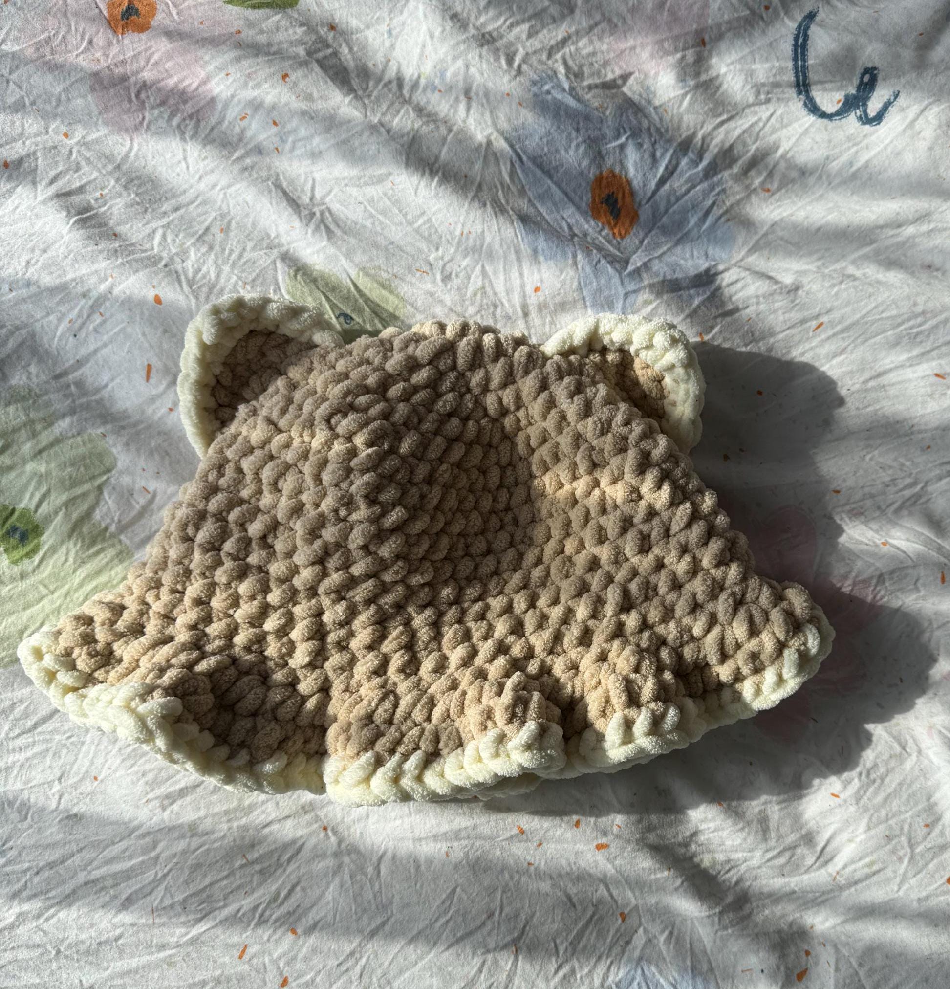 Marc by Marc Jacobs Camel Crochet Bucket Hat Camel and Cream Chunky Crochet Bucket Hat - Etsy main image 2
