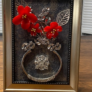 framed jewelry art, 5x7 framed jewelry art, jewelry art, picture frame jewelry art,