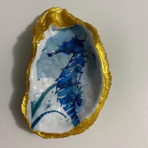 oyster shell trinket dish, ring dish, beach decor, ocean decor, beach house decor, Mother&#39;s Day gift, gift idea, bridesmaid gift