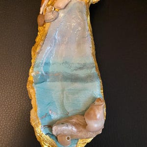 oyster shell, decoupage oyster shell, beach house decor, housewarming gift, gift