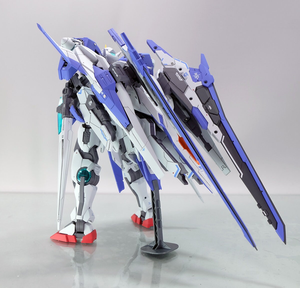 Bandai Gundam MG 1/100 00 OO XN Raiser Professionally Built & Painted ...