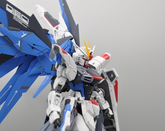Bandai MG 1/100 Freedom Gundam 2.0 Built and Painted (Ready to ship from California)
