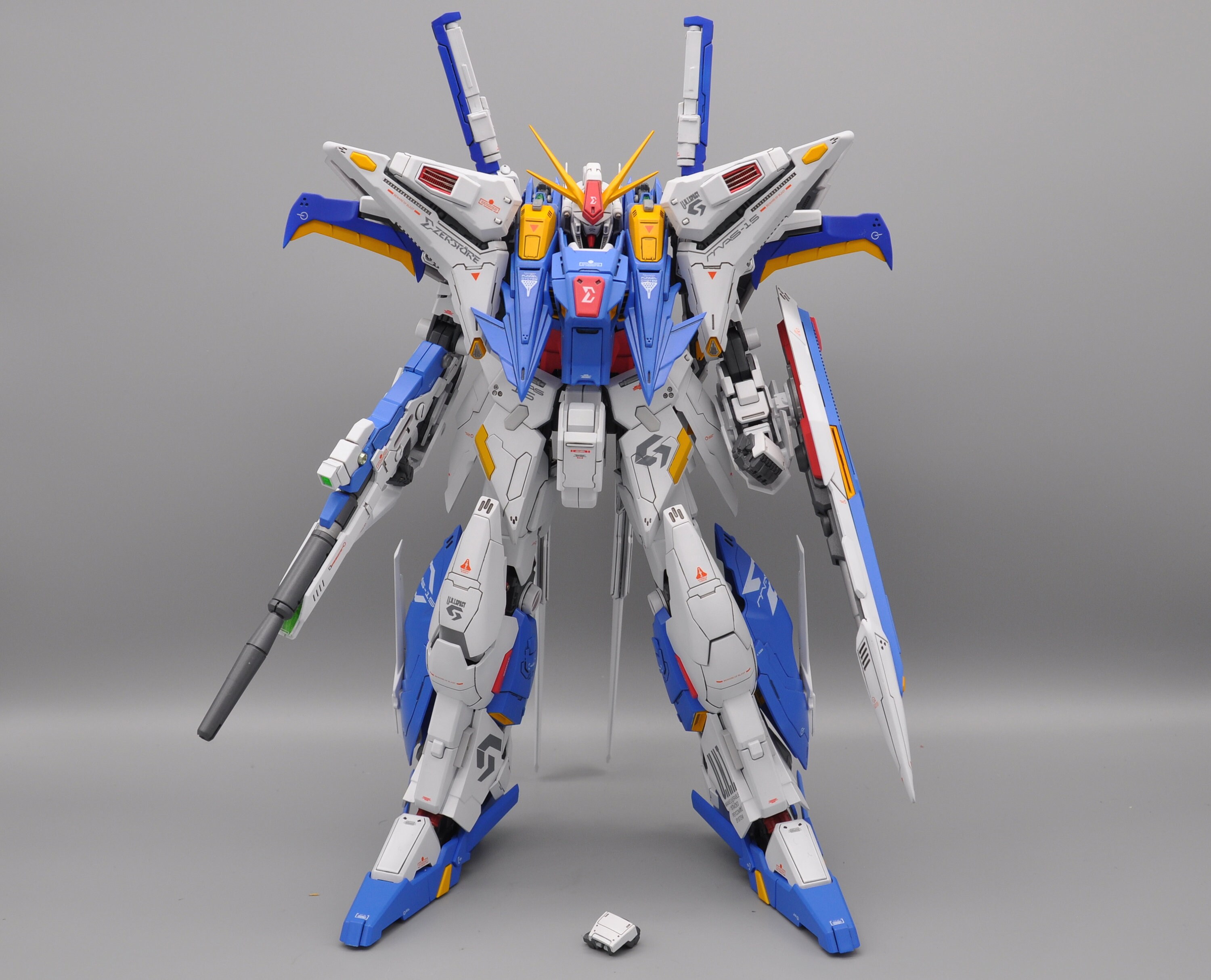 Mechanicore 1/100 RX-105 Xi Gundam Professionally Built and