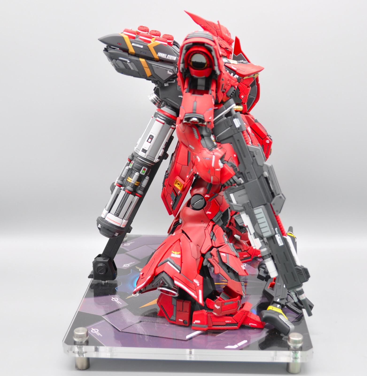 Bandai 1/100 MG Sazabi Ver. Ka W/ Infinite Dimension YJL Anchoret
