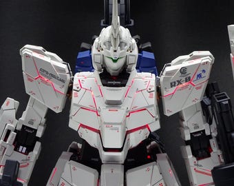 Bandai 1/60 PG Unicorn Gundam 01 RX-0 with LEDs Built Painted (Ready to ship from California)