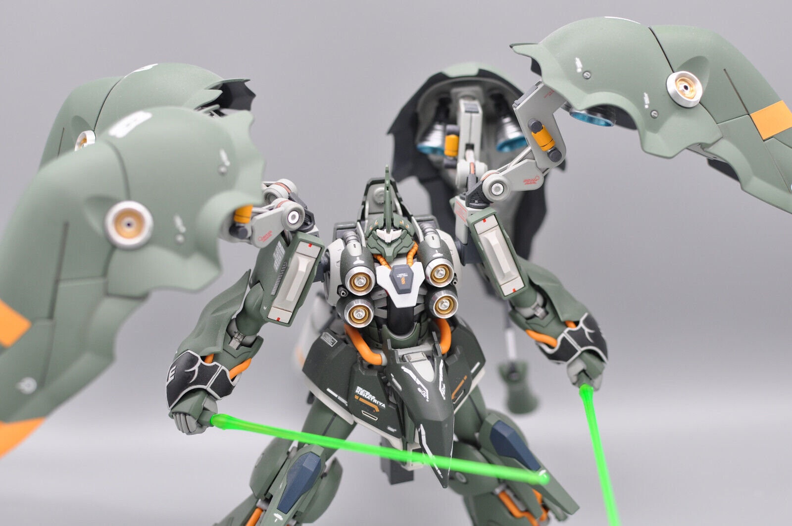 Bandai 1/144 HGUC Kshatriya NZ-666 Heavy Modifications +