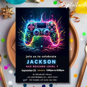 Faire-part de fête d'anniversaire jeu vidéo, passer un niveau supérieur, invitation à une fête d'arcade, invitation néon phosphorescent, gamer vidéo phosphorescent, toile modifiable image 10