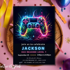 Faire-part de fête d'anniversaire jeu vidéo, passer un niveau supérieur, invitation à une fête d'arcade, invitation néon phosphorescent, gamer vidéo phosphorescent, toile modifiable image 7