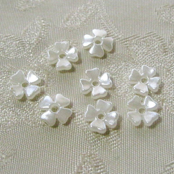 300pcs Tiny Creamy White Pearl Finish Lucite Acrylic 4 Petal Flower Beads 6mm 470