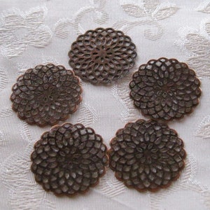 200pcs Round Filigree Coins Antique Copper Connector, Stamping, Embellishment, Pendants Lead Free 20mm 518
