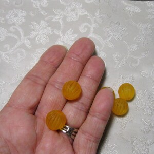 Orange Pumpkin Beads Frosted Acrylic Lucite Ribbed Melon 14mm 824 image 4