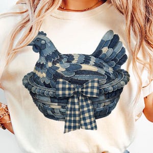 Hen On Nest Grandma Core Faux Denim Patchwork PNG, design di maglietta ispirata agli anni '90