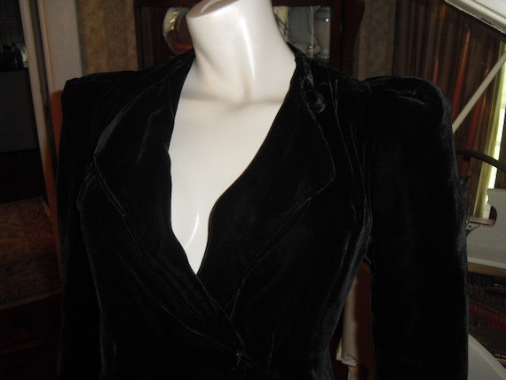RARE Velvet 40's House Coat Silk lining covered ov