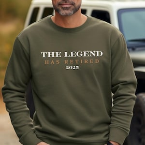 Retired 2025 Men&#39;s Sweatshirt Retirement Gift for Men Not my Problem Anymore Crewneck Officially Retired 2025 Sweatshirt Teacher Retirement