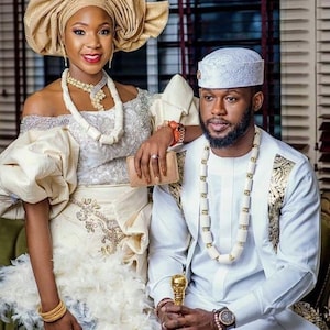 Nigerianische, afrikanische Braut und Bräutigam Brautkleider / Paare passende Outfits / traditionelle George Brautkleider / Plus Size AsoEbi / Igbo Hochzeit