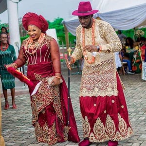Nigerianische, afrikanische Braut und Bräutigam Brautkleider / Paare passende Outfits / traditionelle George Brautkleider / Plus Size AsoEbi / Igbo Hochzeit