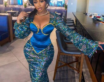 Robe longue en dentelle à épaules dénudées : Adoptez le style Emily