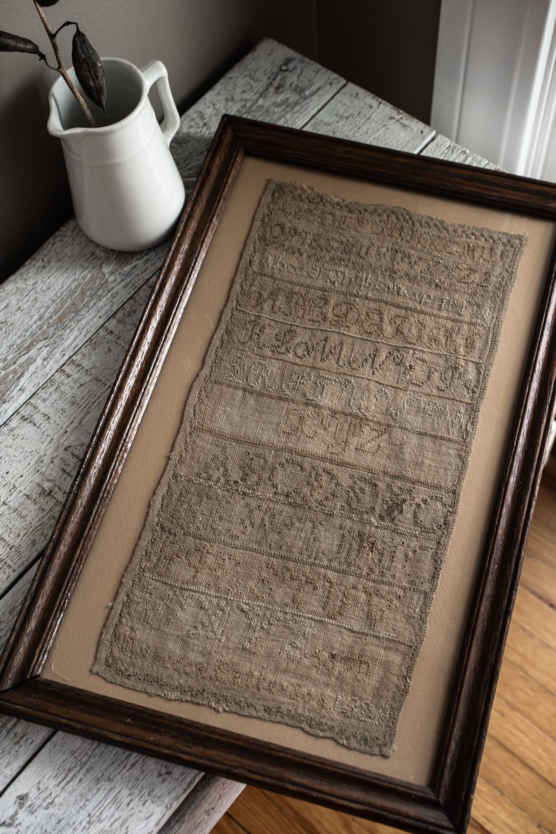 Antique Homespun Linen Alphabet Embroidery Sampler Signed Rebecca Patterson 1829 In Wood Frame, Collectible Textile Art 画像 3