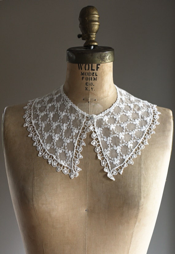 Antique Tambour Lace Collar, Vintage Women's Handm
