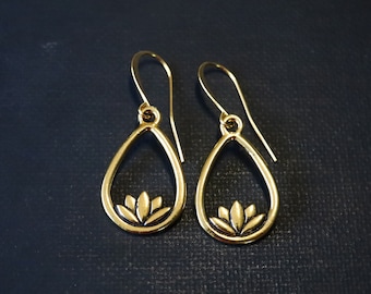 Lotus Gold Dangle Earrings, Botanical Earrings, Flower Earrings, Lotus Dangle, Lotus Gifts, Lotus Jewelry, Girlfriend Gifts, Earring Gifts