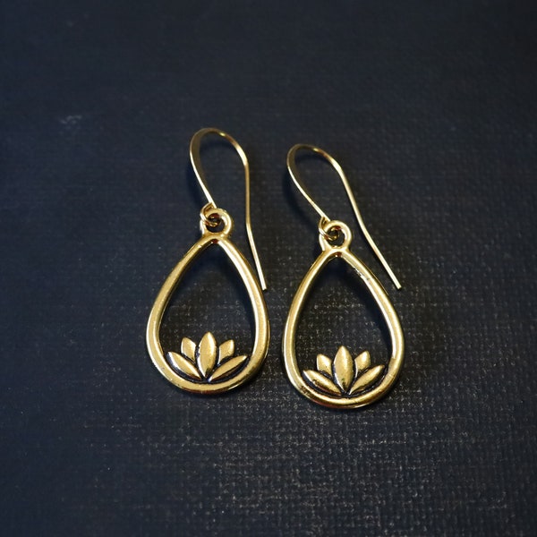Lotus Gold Dangle Earrings, Botanical Earrings, Flower Earrings, Lotus Dangle, Lotus Gifts, Lotus Jewelry, Girlfriend Gifts, Earring Gifts