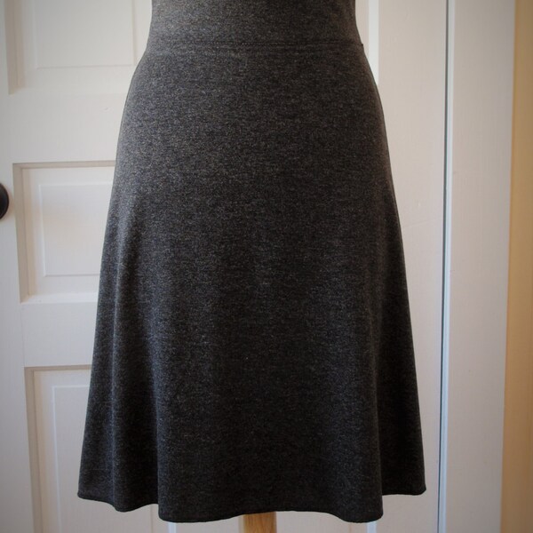 Jersey Knit Skirt - Heathered Charcoal - Size Small