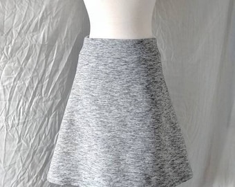 Heavy Knit Skirt - A line style -  White & Black Space Dye - Size Large