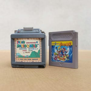 ミニチュアシャープSF1テレビ風ゲームボーイカートリッジホルダー3DプリントSTL