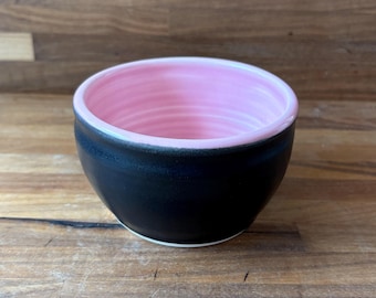 Mattschwarze Porzellanschale, Rosa Glasur, 240 ml Dessertschale