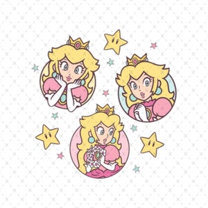 以下が含まれることがあります： スーパーマリオシリーズのゲームに登場するピーチ姫の漫画イラストが3つあります。それぞれのイラストは、ピンクのドレス、黄色の王冠、ブロンドの髪をつけたピーチ姫が、異なるポーズをとっています。それぞれのイラストの背景は、白いドットがついたピンクの円です。