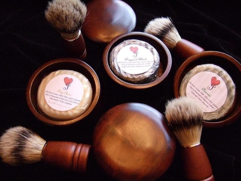 MEN'S HARDWOOD Shaving Kit with SHAVING Soap with Rhassoul and Bentonite Clays image 1